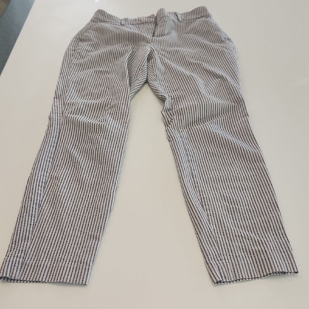 Express Women's Black and White Striped Chinos SZ 2R